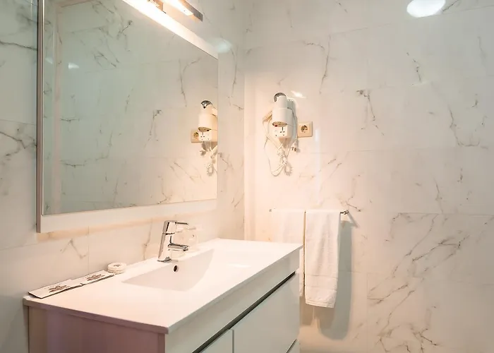 Casa Dos Ruis - Bed and Breakfast 4*